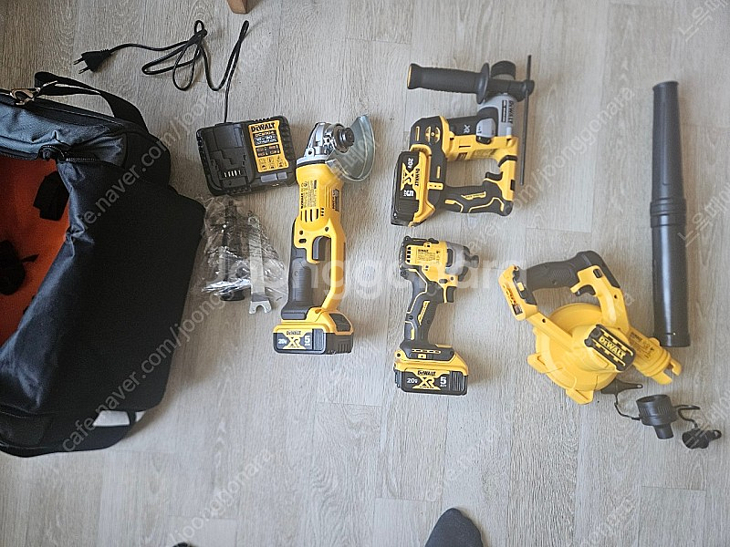 디월트 임펙, 함마드릴, 글라인더,송풍기 셋트팜--1