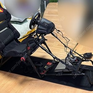 트러스트마스터 T-GT2, T-LCM페달, 시트 풀셋업 팝니다