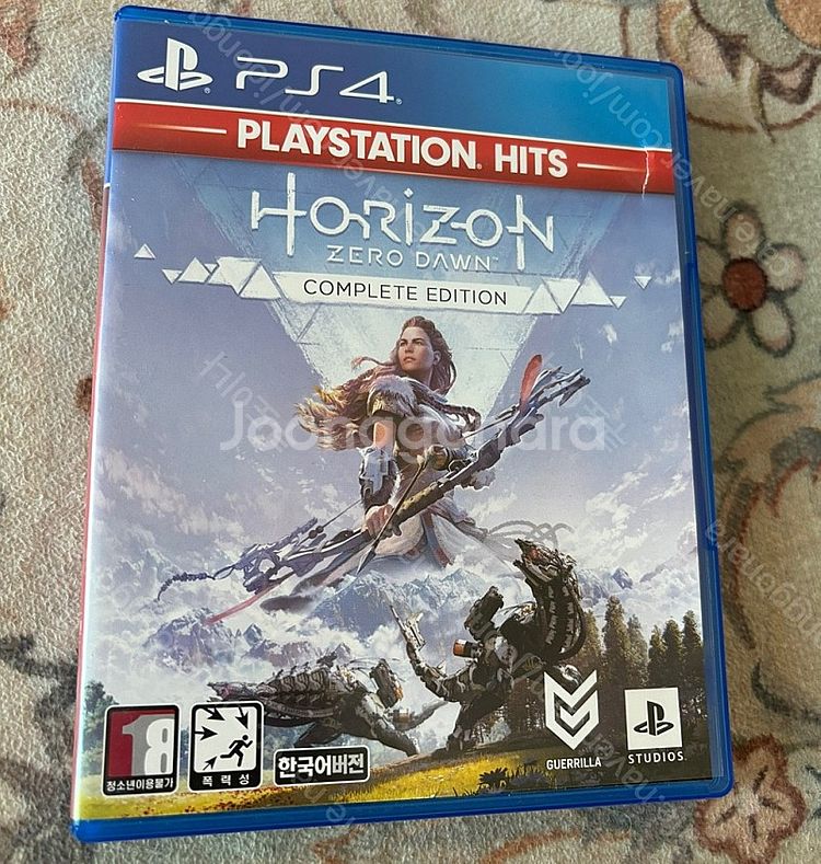 PS4 호라이즌 제로던 팝니다.--0