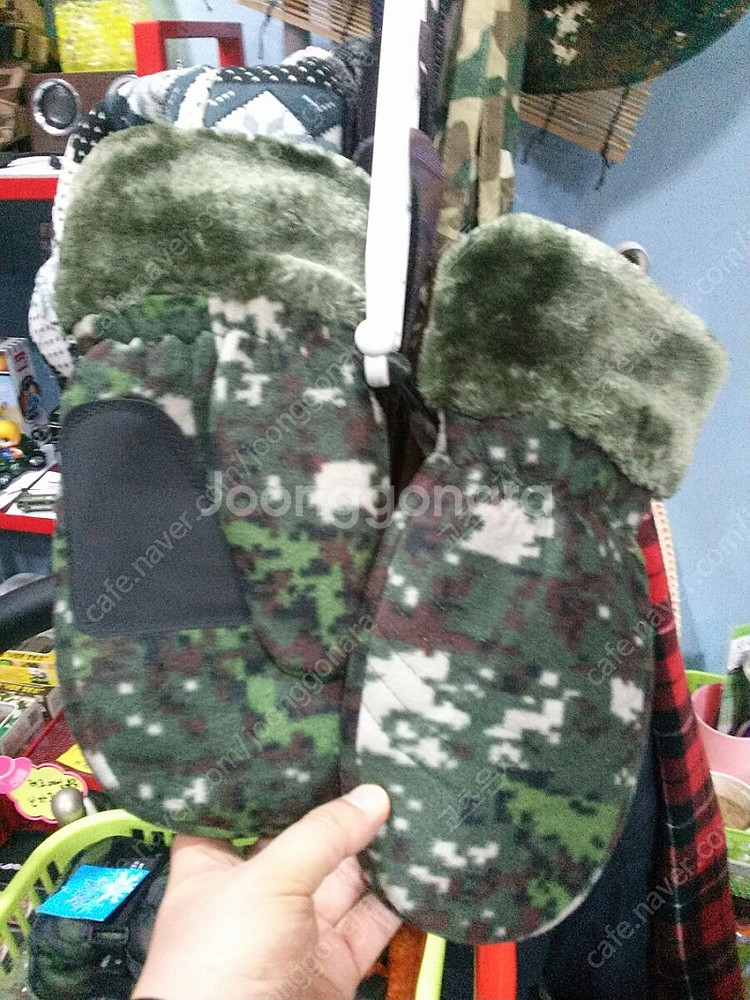 찬바람날씨에 따듯한 밀리터리벙어리 방한장갑--0
