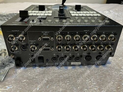 Roland Edirol V-8 Eight Channel Mixer Switcher V8 이미지