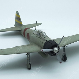 1/48 Mitsubishi A6M2b Zero Fighter Type 21 완성작 판매합니다.