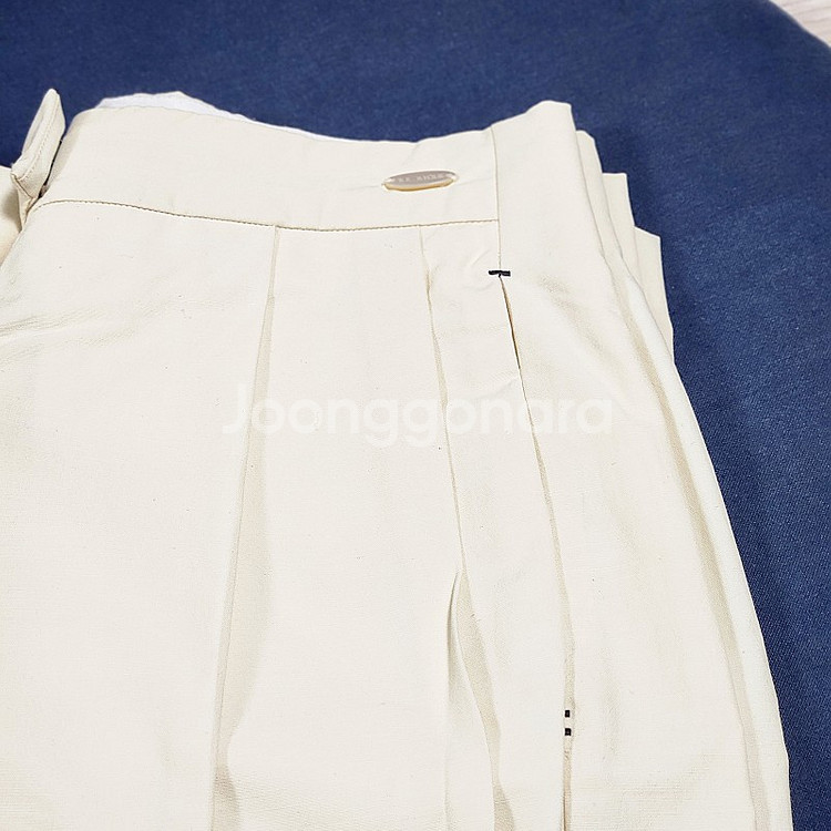 리이 팬츠 RE RHEE PIN TUCK STRAIGH...--9