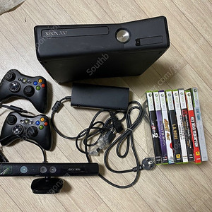 Xbox360본체 + 게임 8개 + 카메라센서 팝니다