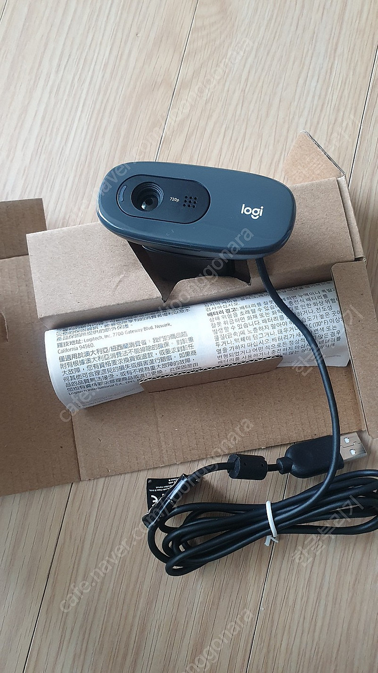 로지텍 웹캠 C270 HD WEBCAM--1