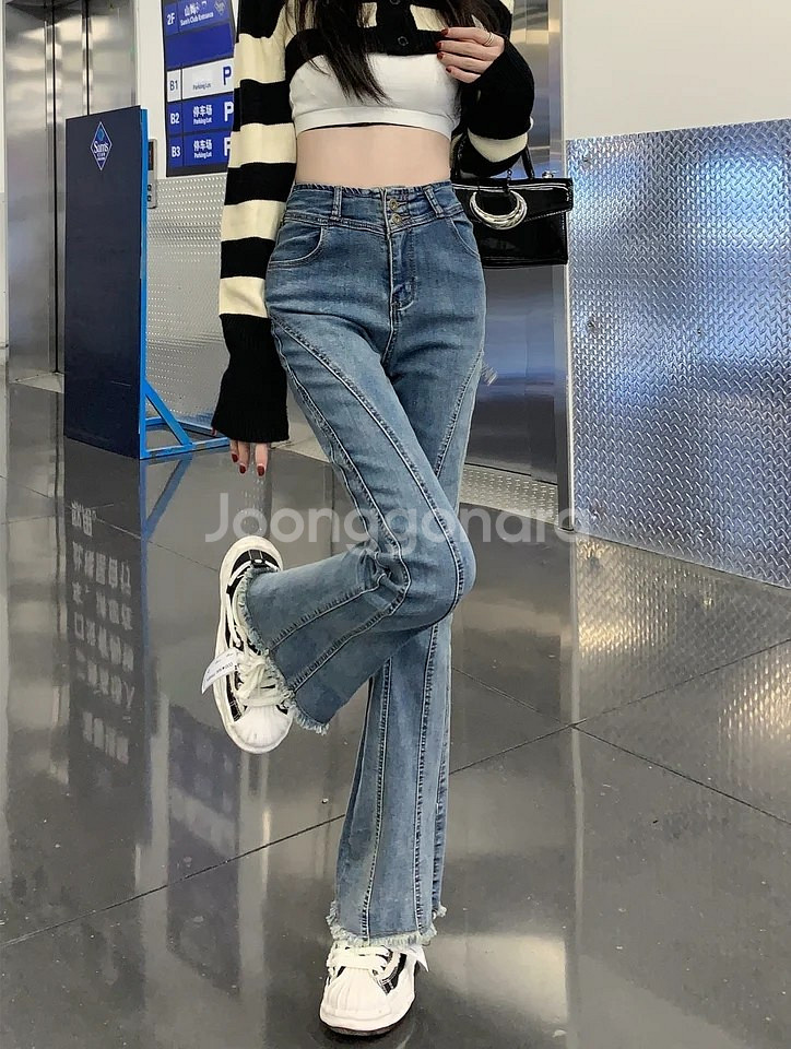 에이블리 지그재그 투버튼 라인 부츠컷 데님 팬츠 / 레트로블루--0