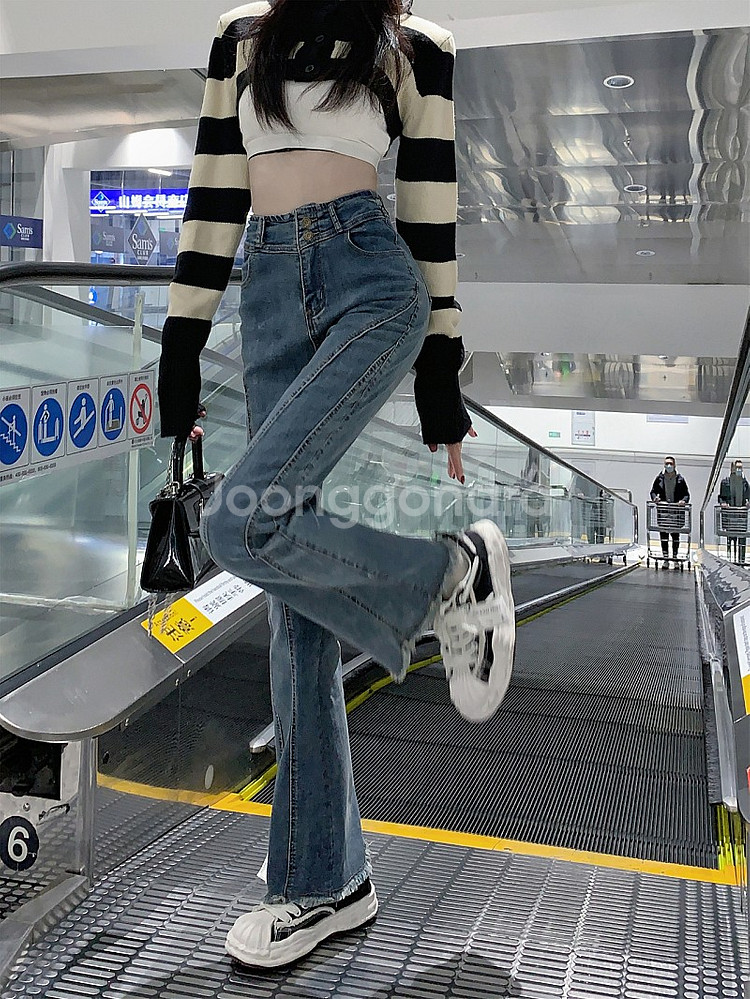 에이블리 지그재그 투버튼 라인 부츠컷 데님 팬츠 / 레트로블루--5