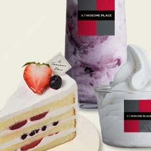 투썸플레이스 그릭요거트 딸기 생크림 피스 + 블루베리 요거 드링크 (R) + 소프트 아이스크림