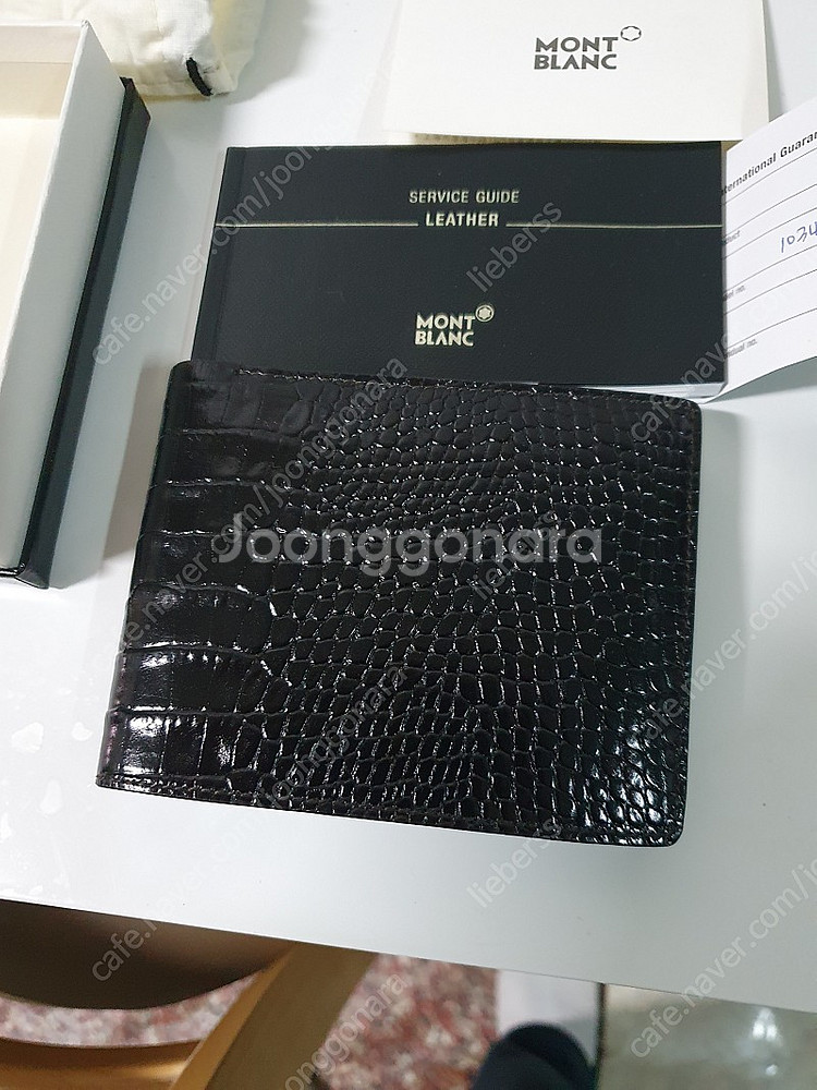 몽블랑 악어가죽 무늬 지갑 103406--1