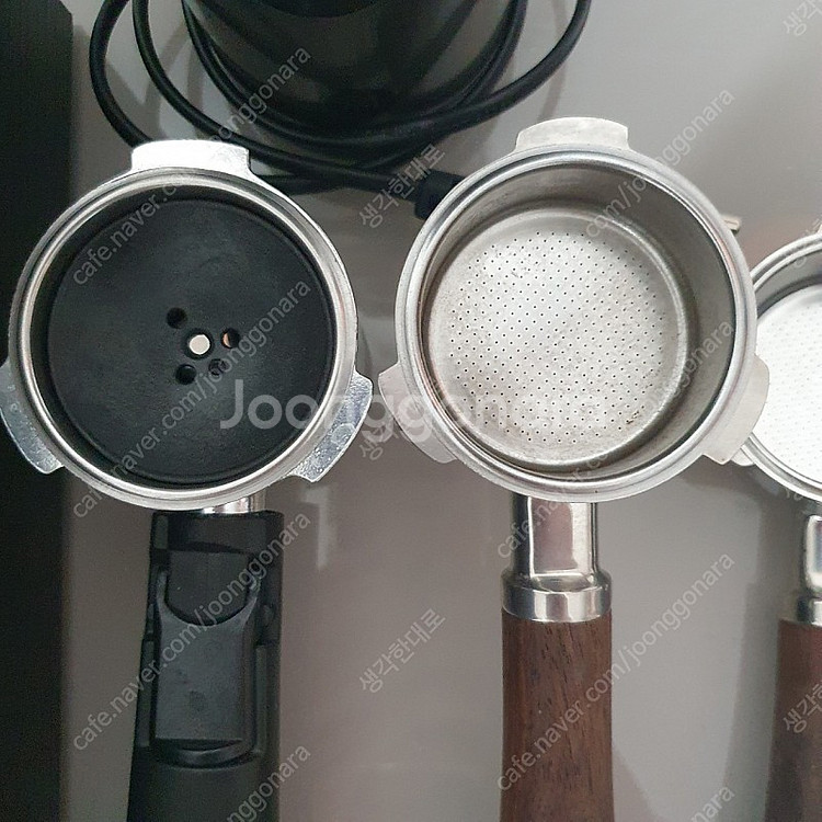 맥널티 에스프레소 반자동 커피머신 + 커피용품 일체 팔...--6