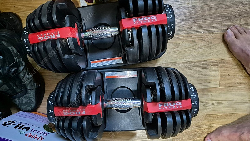 플러그피트니스.무게조절덤벨팝니다--0