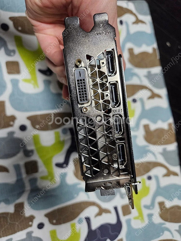 ZOTAC 지포스 GTX1080Ti 그래픽카드 팝니다.--2