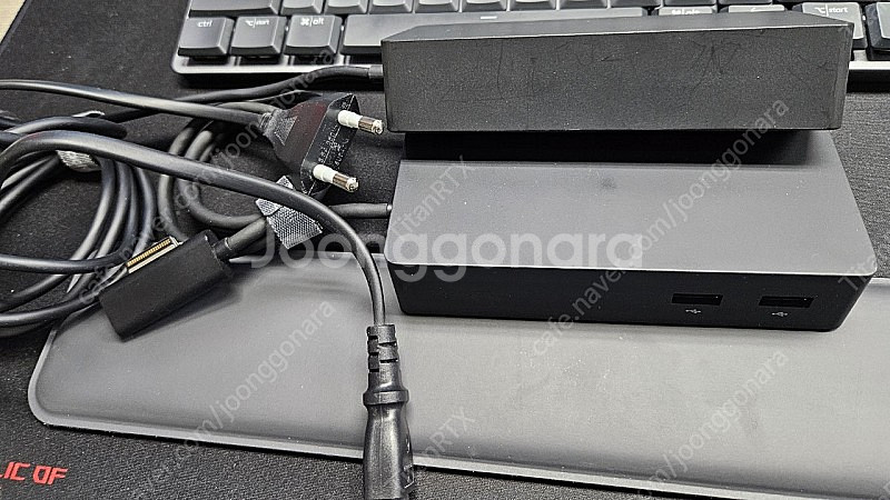 MS Surface Dock 1--1