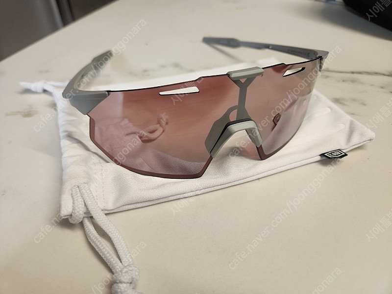 100% 하이퍼크래프트 SQ 매트스톤그레이 테- 하이퍼 크림슨 실버 미러 렌즈 고글 스포츠 선글라스 정품 새상품 팝니다.