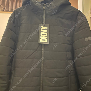 겨울옷 sale .DKNY 검정색 후드 자켓