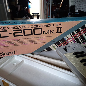 Roland MIDI Keyboard PC-200 MkII 5만