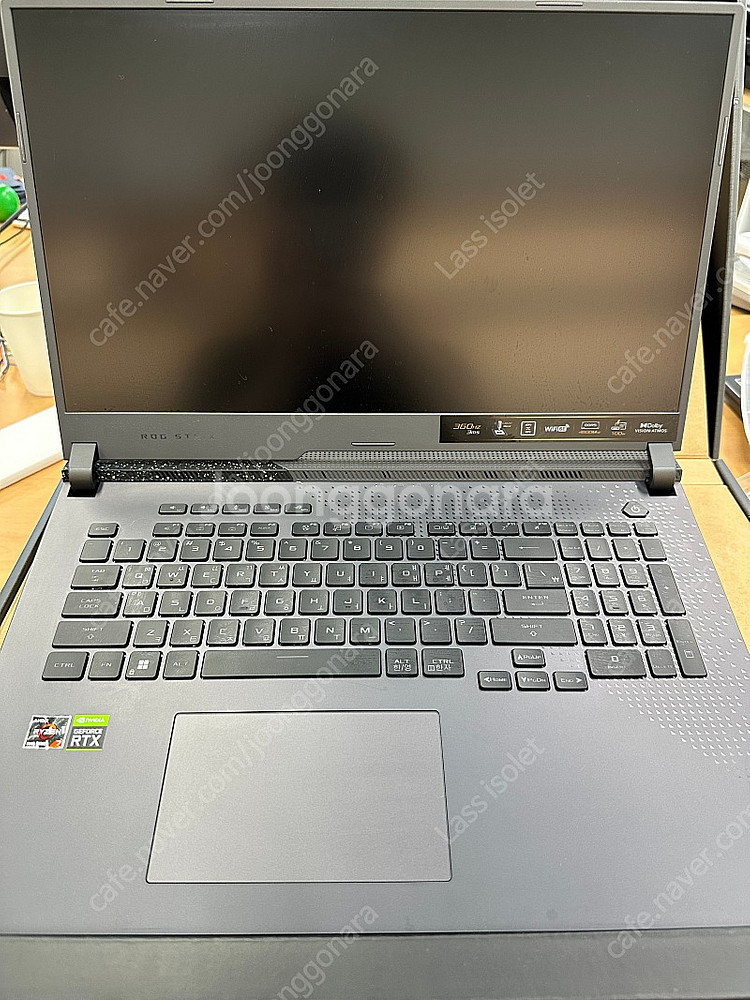 ASUS 게이밍노트북 17인치(ROG STRIX)--1