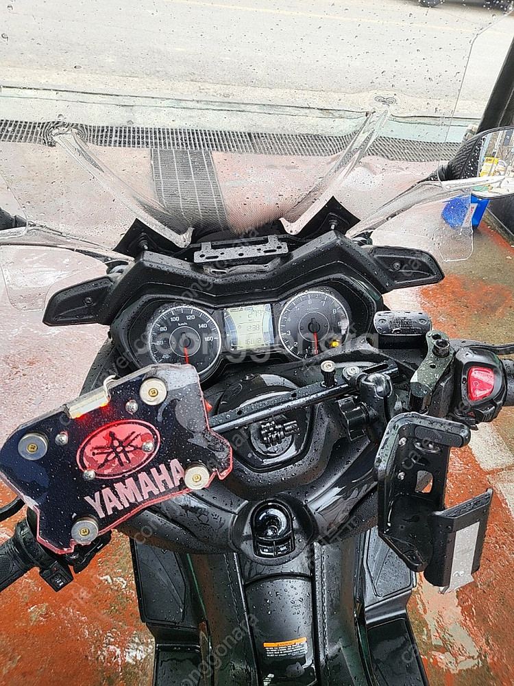 X-MAX300--1