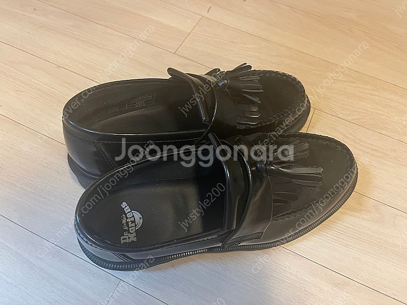 닥터마틴 아드리안 로퍼 250(uk6)팝니다.--1