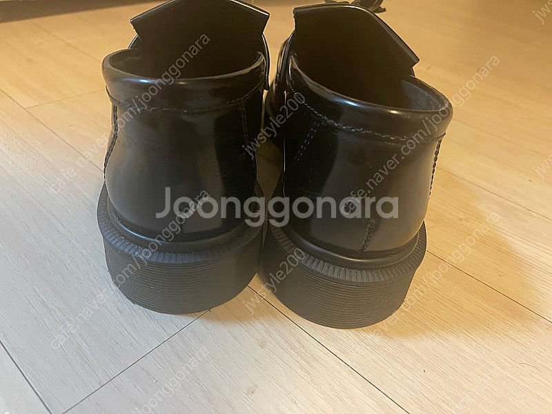 닥터마틴 아드리안 로퍼 250(uk6)팝니다.--2