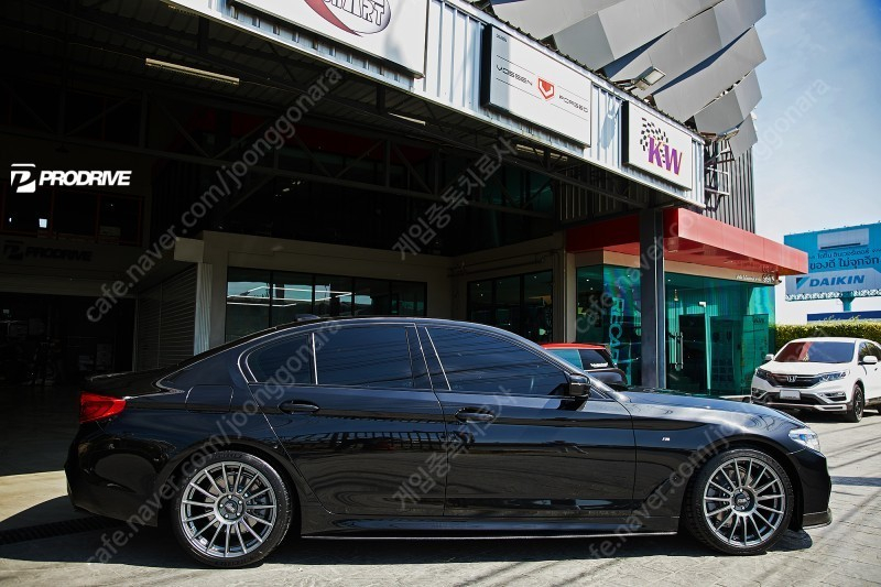 오즈 슈퍼투리스모 lm superturismo lm 19인치 bmw g20 g30 이미지