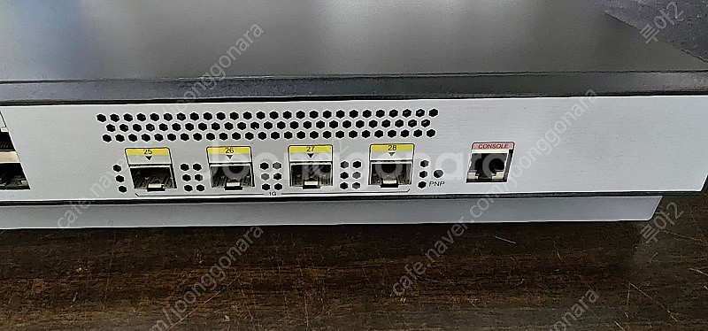 화웨이 L2 이더넷스위치 S5720S-28P-LI-AC--2