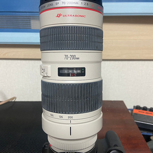 케논 EF 70-200mm L 엄마백통 팝니다.