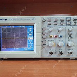 Tektronix TDS 2002 2Ch Digital Storage Oscilloscope 팝니다.