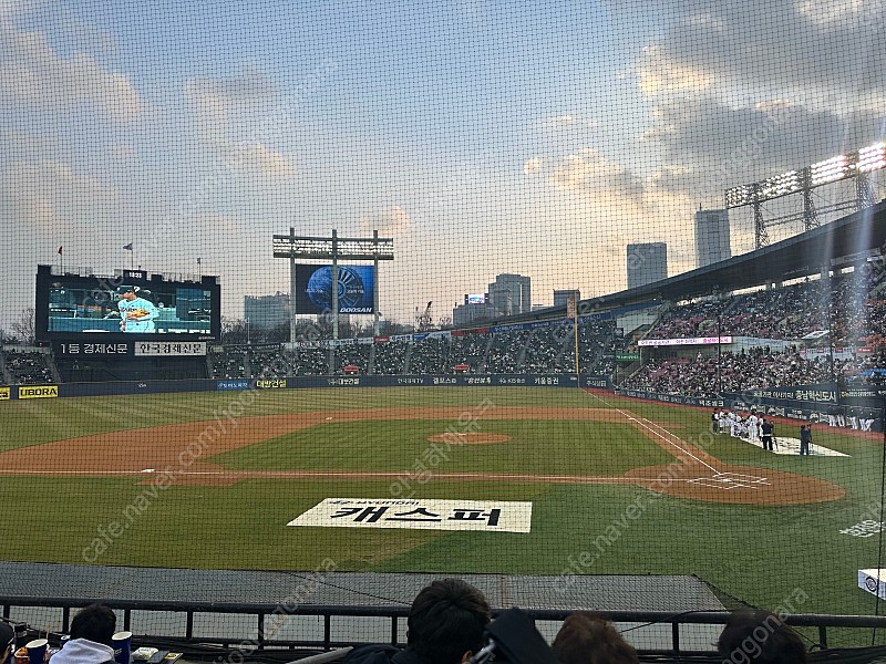 4/21 일요일 최강야구 몬스터즈 vs 고려대학교 클럽석, 테이블석 2연석 명당 양도합니다