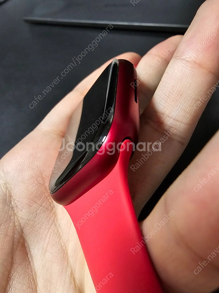 애플워치 7 45 GPS 프로덕트 레드 + 밀레니즈 루프 + 4사이즈 블랙유니티 브레이드 솔로루프 일괄로 팝니다--2