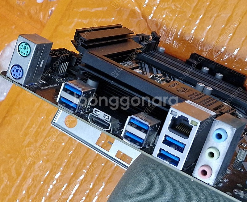 Gigabyte Z390 UD 백패널포함 (OEM버젼)...--2