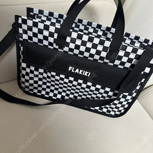 플라키키 학원가방