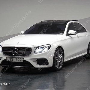 벤츠E-클래스 W213 E300 AMG LINE (5인승)@중고차@중고차매입@전액할부@저신용자@신불자@소액할부@현금@카드 전부 가능합니다!