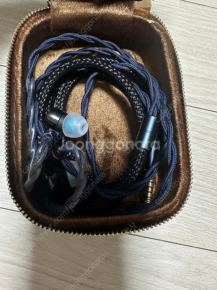 AKG 오공이(N5005)+힙덱3+용비늘1 4.4--5