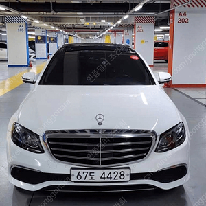 벤츠E클래스 W213 E400 4MATIC 익스클루시브@중고차@소액할부@전액할부@리스@중고차매입@중고차구매전부가능합니다