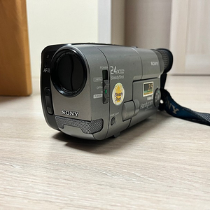 소니 8mm 캠코더 ccd trv21 판매합니다