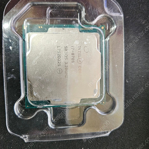 i78-8700 팔아요