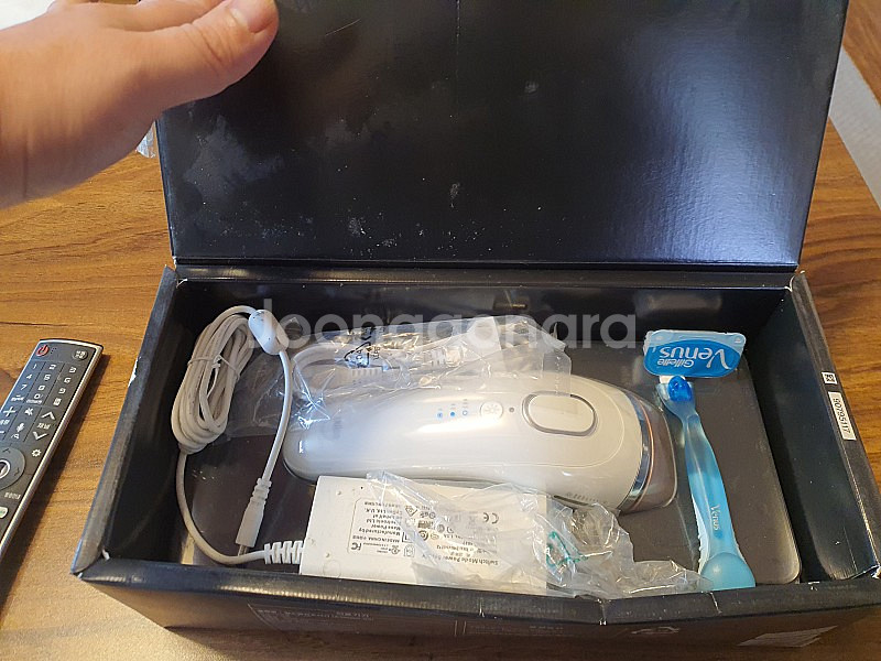 브라운 레이저 제모기 제품 미개봉--0