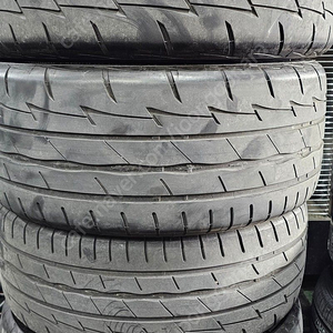 255/40R18 225/45R18 RE003 한대분