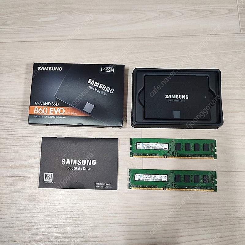 [일괄]삼성 SSD 860evo 250g,삼성 ddr3 12800u 4g*2 팝니다