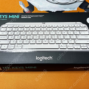 로지텍 MX Keys mini(페일그레이) 팝니다.