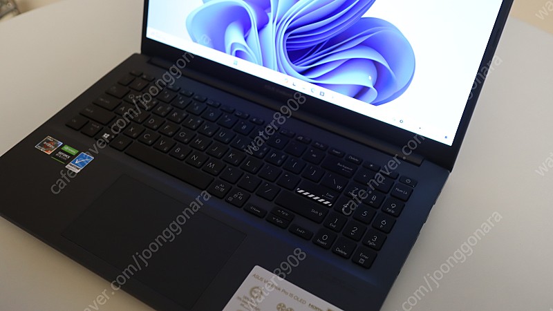 아수스 외장그래픽 달린 비보북 프로 15 OLED 노트북 판매합니다!