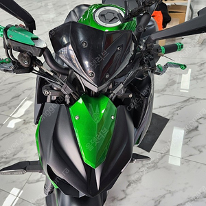 20년식 kawasaki 가와사키 Z1000R 올린즈 팝니다