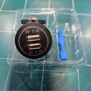매립용 USB 충전기