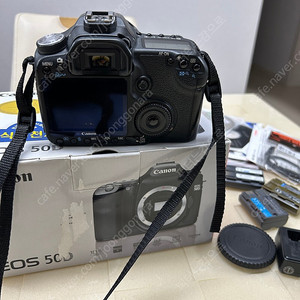 캐논 eos 50d 와 efs 15-85 렌즈