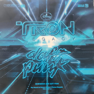 bearbrick daftpunk400% tron400% 판매합니다