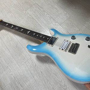 PRS CE24 16's white wash blue burst