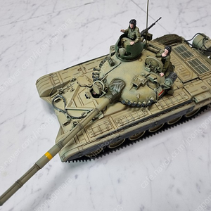 이라크군 T-72M전차 판매