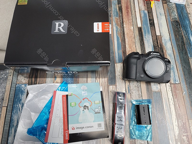 캐논 EOS R6 Mark II (R6 MARK2 , 풀박 230만원) 가격 내림--1