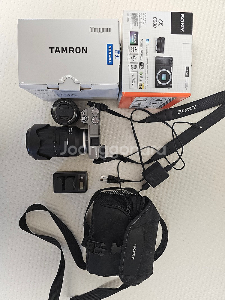 소니 A6000 / 탐론 17-70 / 번들렌즈 / 호...--0